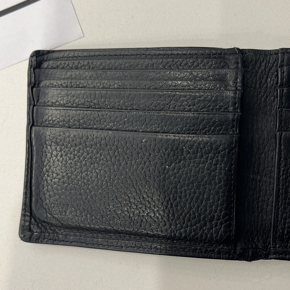 Versace Wallet - Picture 6 of 7